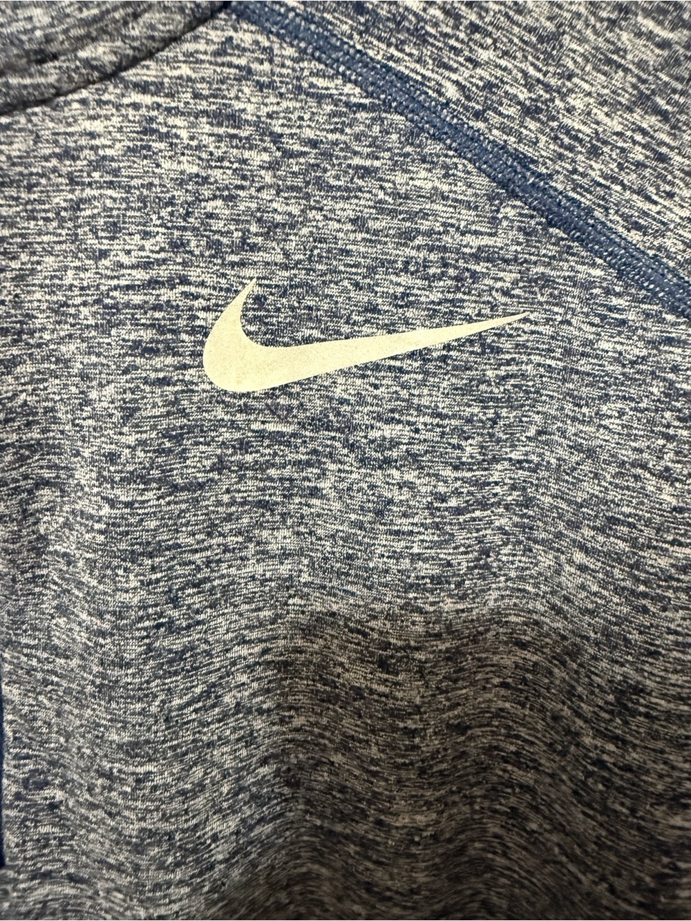 Nike Men’s Heathered Navy Blue Quarter-Zip Performance Pullover - Picture 2 of 7
